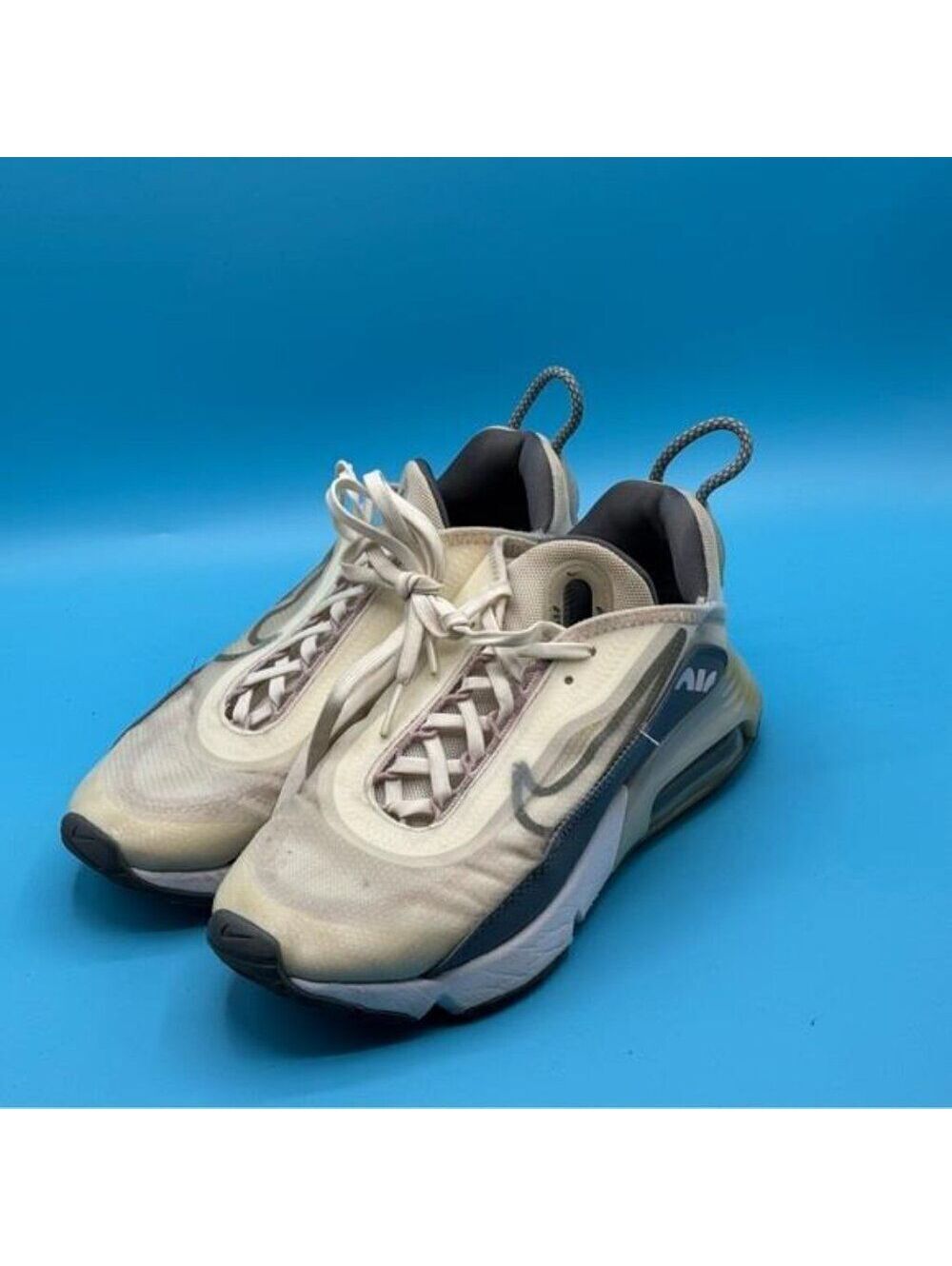 Nike Air Max 2090 Sneakers - Cream and Gray